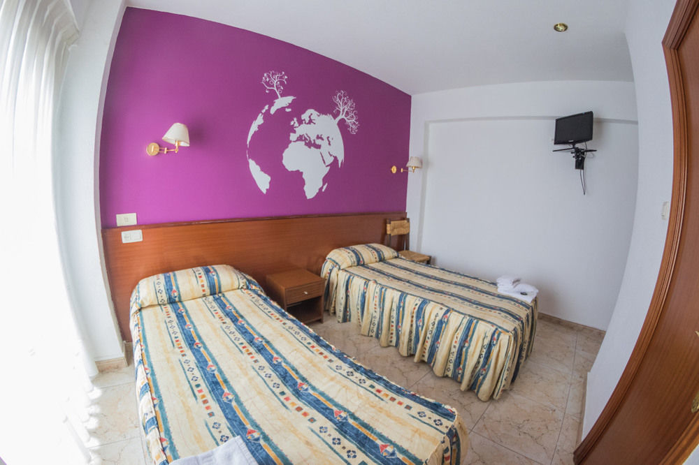 Hostal Jaime I Уэска Экстерьер фото
