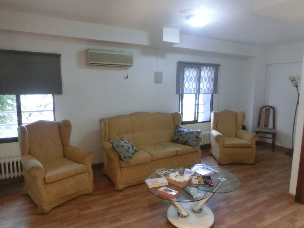 Hostal Jaime I Уэска Экстерьер фото