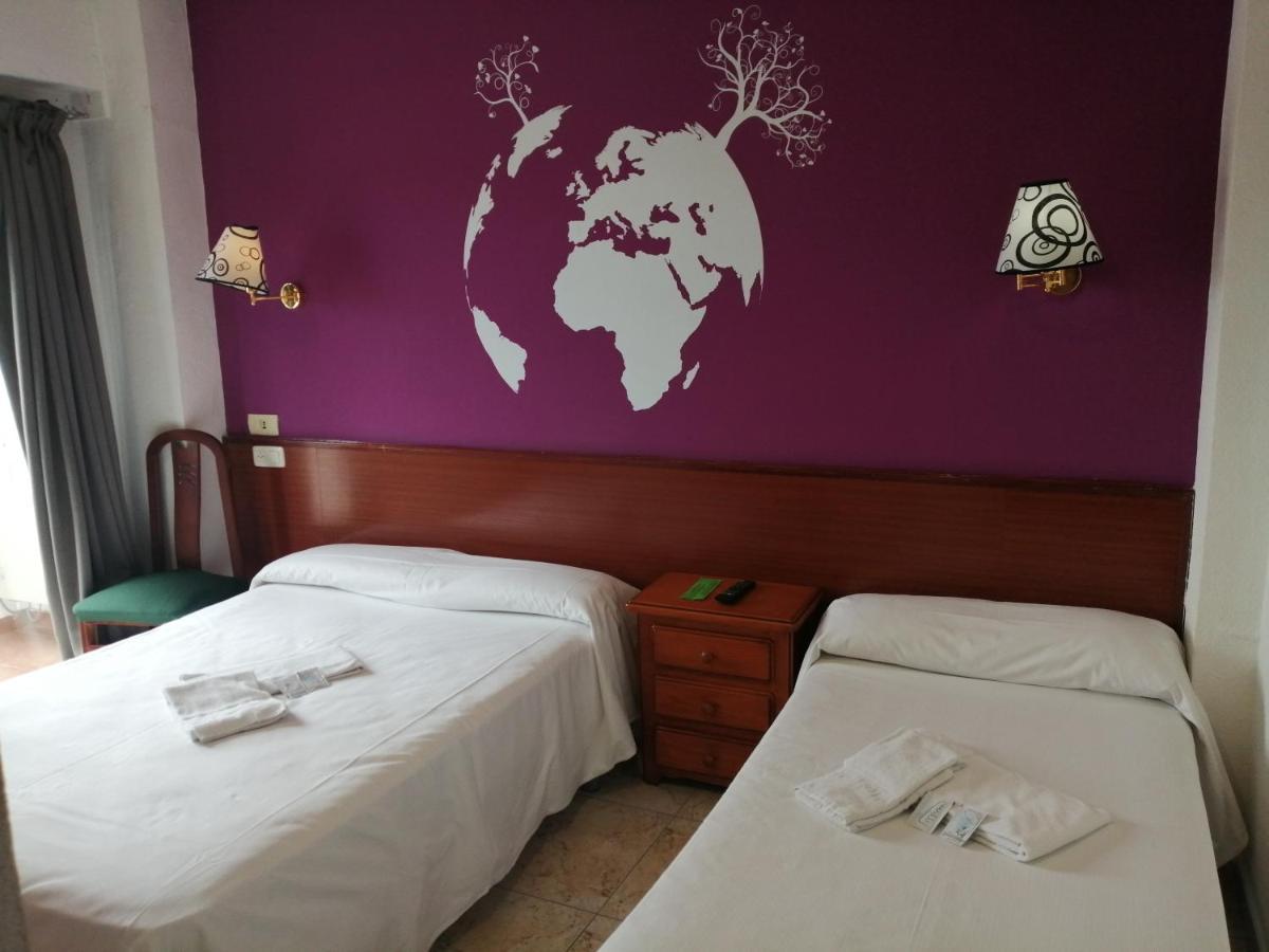 Hostal Jaime I Уэска Экстерьер фото